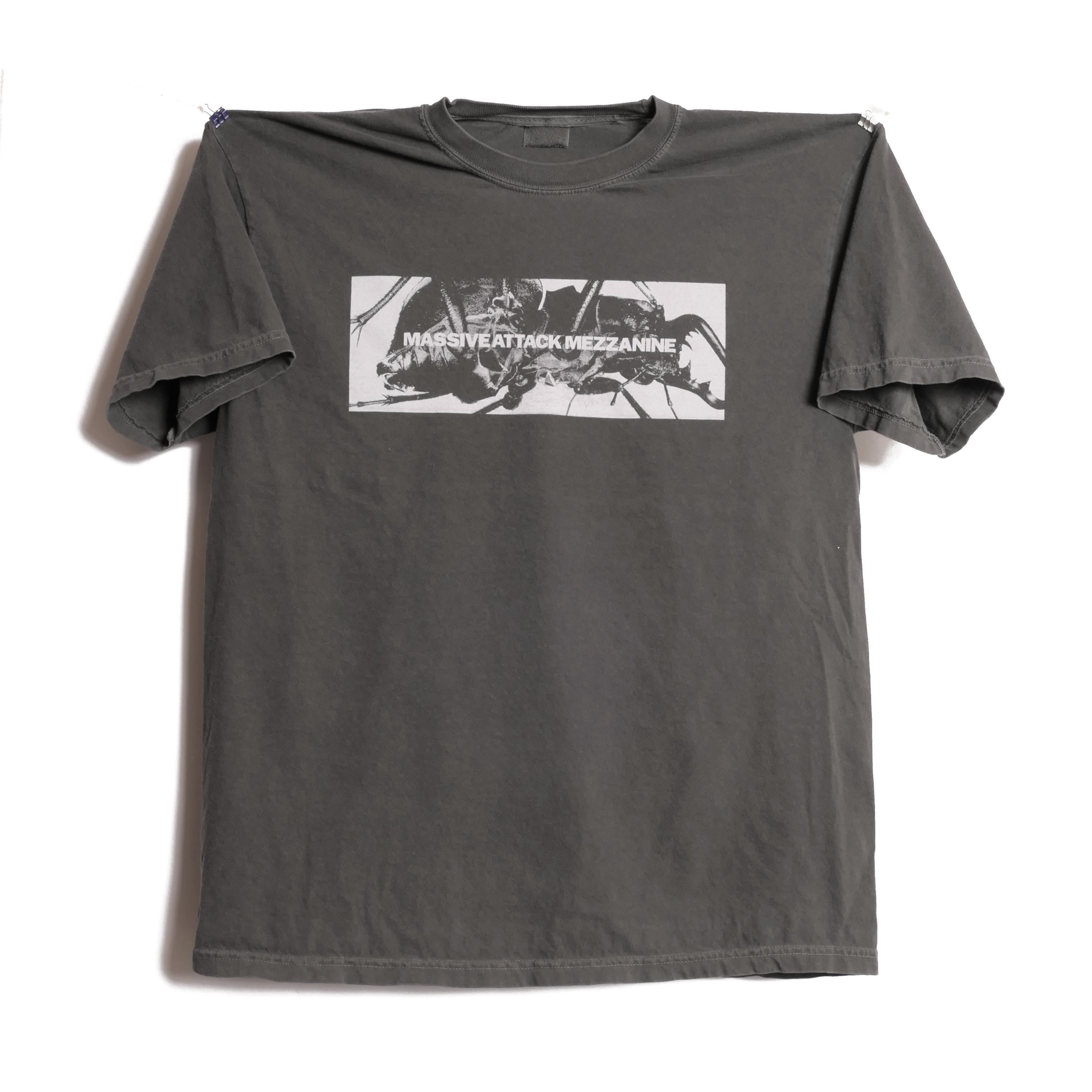 Massive Attack Mezzanine Band English Trip Hop - Adult & Kids T-Shirts, Sweatshirts & Hoodies apparel design preview 1