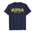 Mens Varsity Michigan Dog Dad K9 T-Shirt - Streetwear Style Unisex - T-Shirt, Sweatshirt, Hoodie