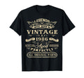 40Th Birthday Gift Legends Born 1986 40 T-Shirt - Streetwear Style Unisex - T-Shirt, Sweatshirt, Hoodie