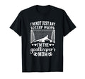 Im Soccer Goalkeeper Mom Soccer Goalie T-Shirt - Streetwear Style Unisex - T-Shirt, Sweatshirt, Hoodie