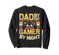 Best Dad Gamer Funny Fathers Day Sweatshirt - Graphic Print for Adults - T-Shirt, Sweatshirt, Hoodie