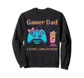 Funny Dad Gamer Level Unlocked Sweatshirt - Minimalist Print for Adults - T-Shirt, Sweatshirt, Hoodie