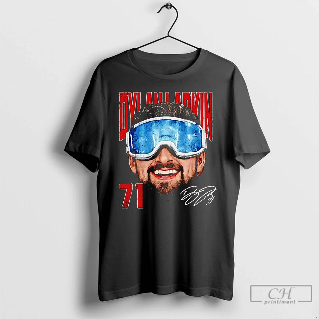 Classic Dylan Larkin Detroit Red Wings Goggles Big - Adult & Kids T-Shirts, Sweatshirts & Hoodies apparel design preview 1