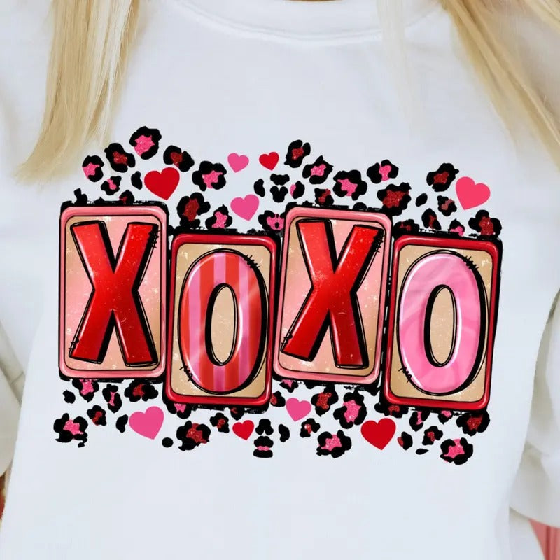 Leopard XOXO Gildan - Adult & Kids T-Shirts, Sweatshirts & Hoodies apparel design preview 1