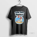 Official Redtail Catfish Tank Size Matters - Adult & Kids T-Shirts, Sweatshirts & Hoodies apparel design preview 1