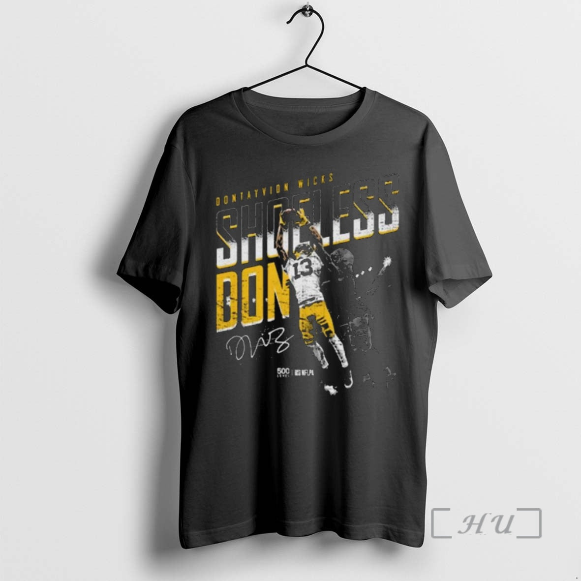 Officials Dontayvion Wicks Green Bay Shoeless Catch - Adult & Kids T-Shirts, Sweatshirts & Hoodies apparel design preview 1