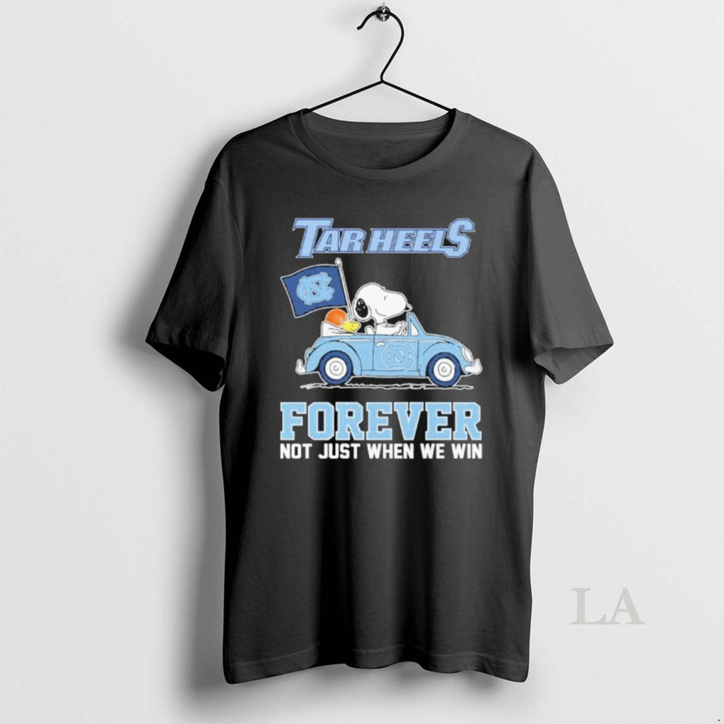 Original Unc Basketball X The Peanuts Driving Car - Adult & Kids T-Shirts, Sweatshirts & Hoodies apparel design preview 1