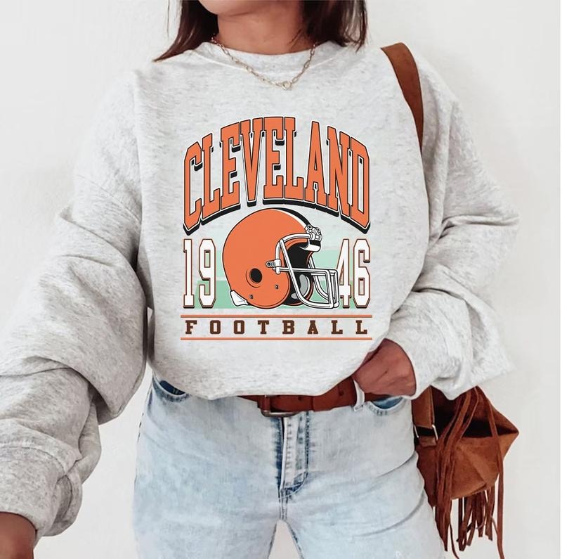 Vintage Cleveland Football America - Adult & Kids T-Shirts, Sweatshirts & Hoodies apparel design preview 1
