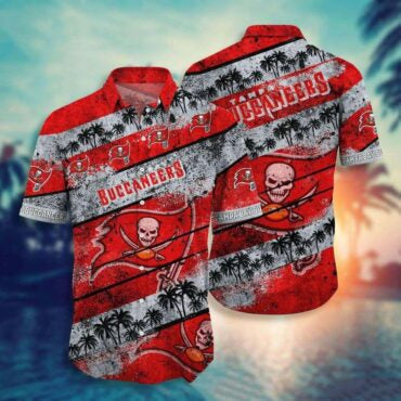 Personalized Tampa Bay Buccaneers Grunge Palm - Adult & Kids T-Shirts, Sweatshirts & Hoodies apparel design preview 1