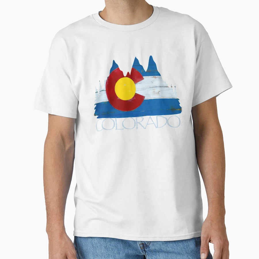Colorado Mountains T-Shirt - Minimalist Print for Adults - T-Shirt, Sweatshirt, Hoodie