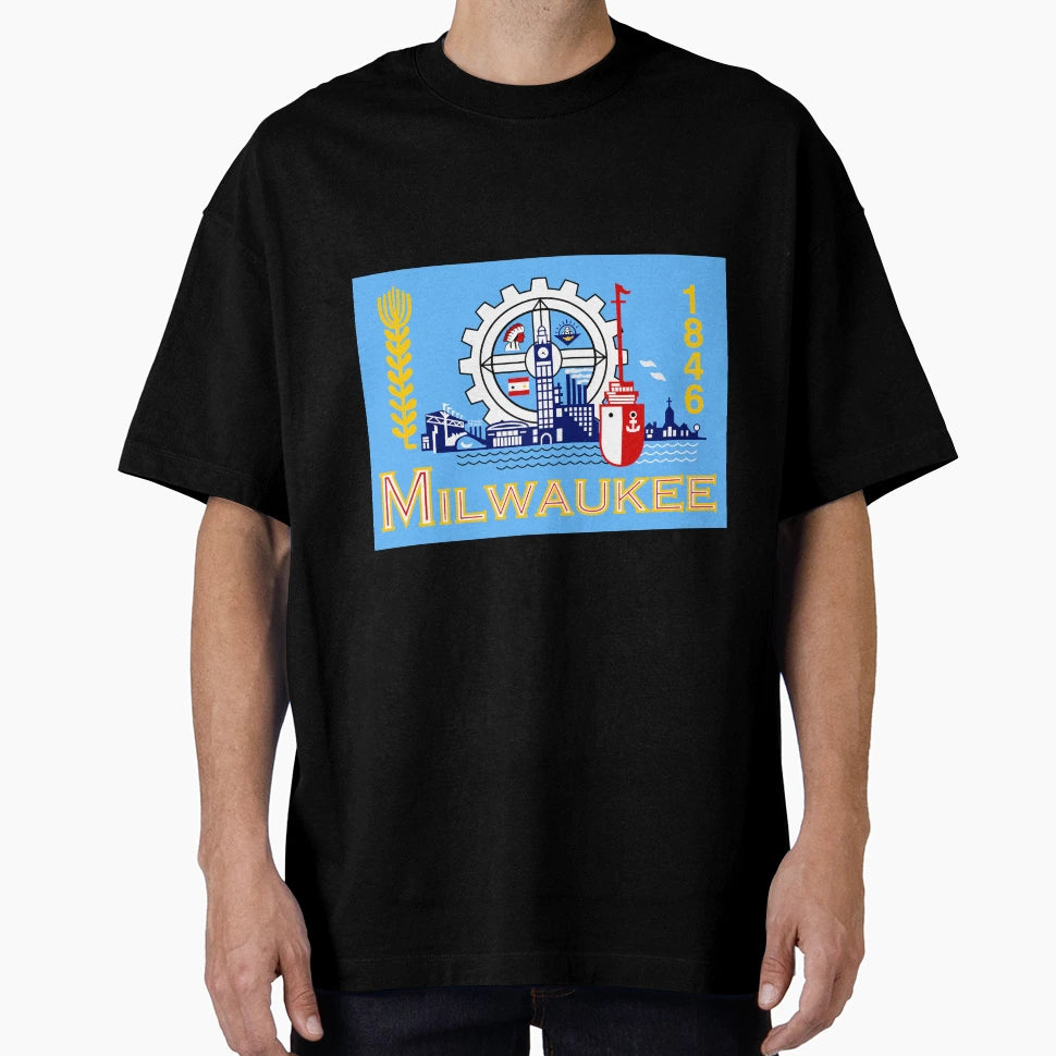 Milwaukee Flag T-Shirt - Trendy Graphic Unisex - T-Shirt, Sweatshirt, Hoodie