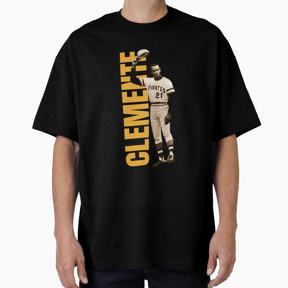 Roberto Clemente T-Shirt - Custom Art Print Men Women - T-Shirt, Sweatshirt, Hoodie