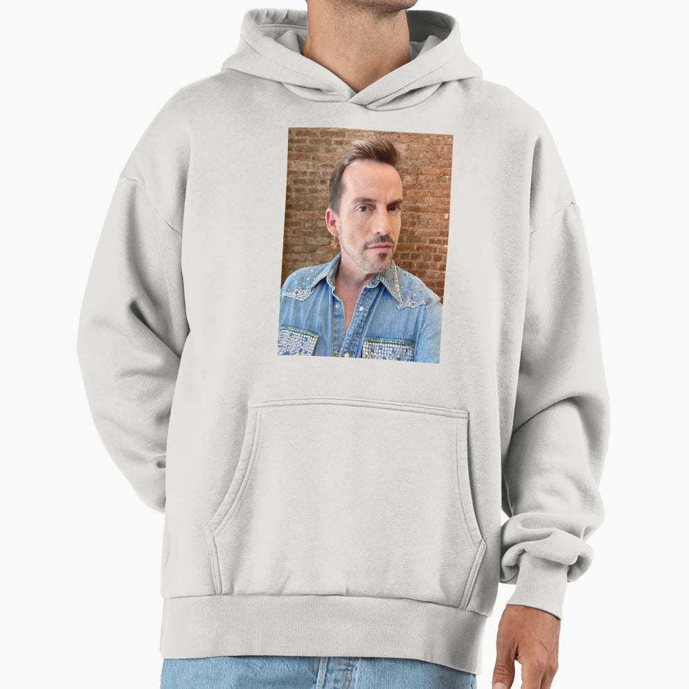 Roberto Hoodie - Minimalist Print for Adults - T-Shirt, Sweatshirt, Hoodie