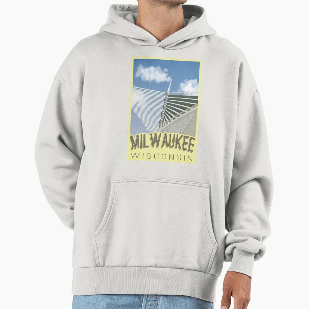 Visit Milwaukee Hoodie - Streetwear Style Unisex - T-Shirt, Sweatshirt, Hoodie