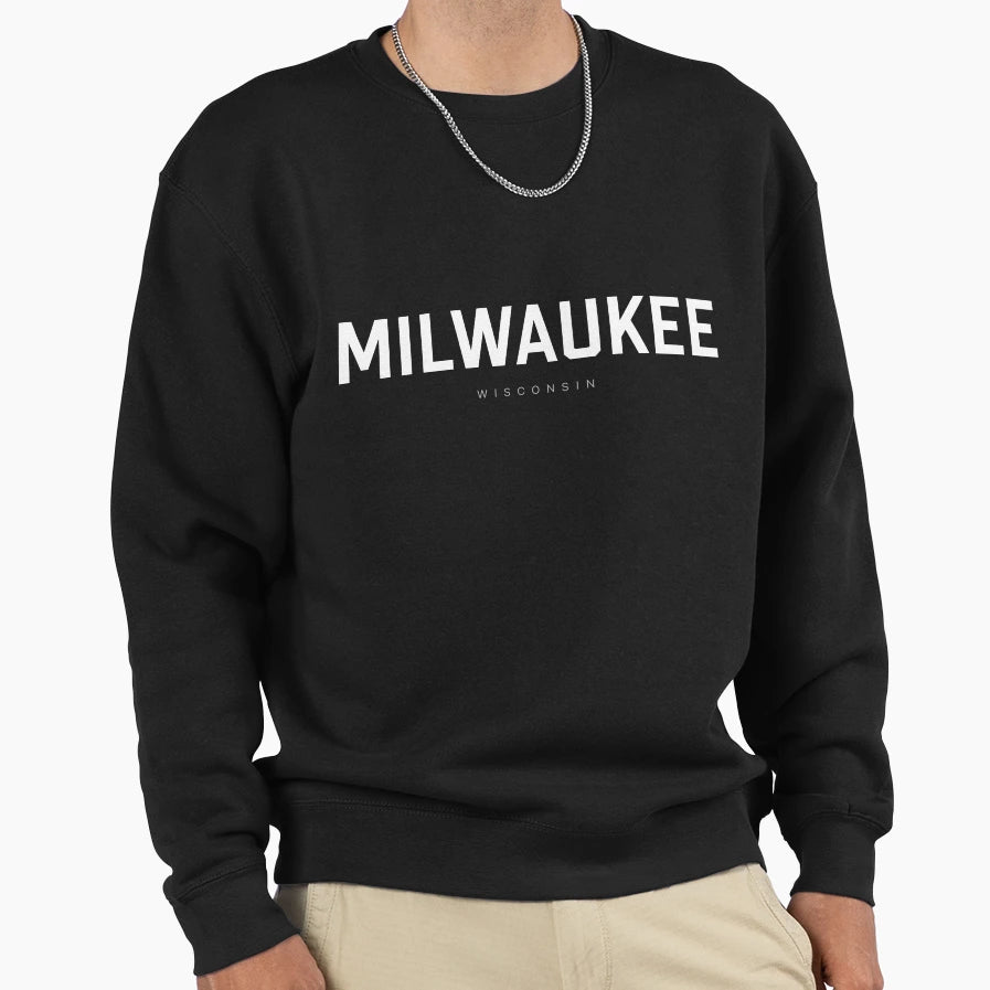Milwaukee Wisconsin Sweatshirt - Streetwear Style for Adults - T-Shirt, Sweatshirt, Hoodie