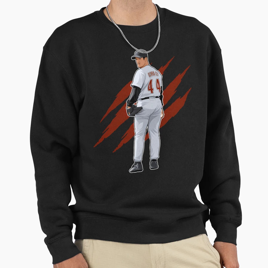 Roy Oswalt Looks Back 44 Claw Sweatshirt - Minimalist Print for Adults - T-Shirt, Sweatshirt, Hoodie