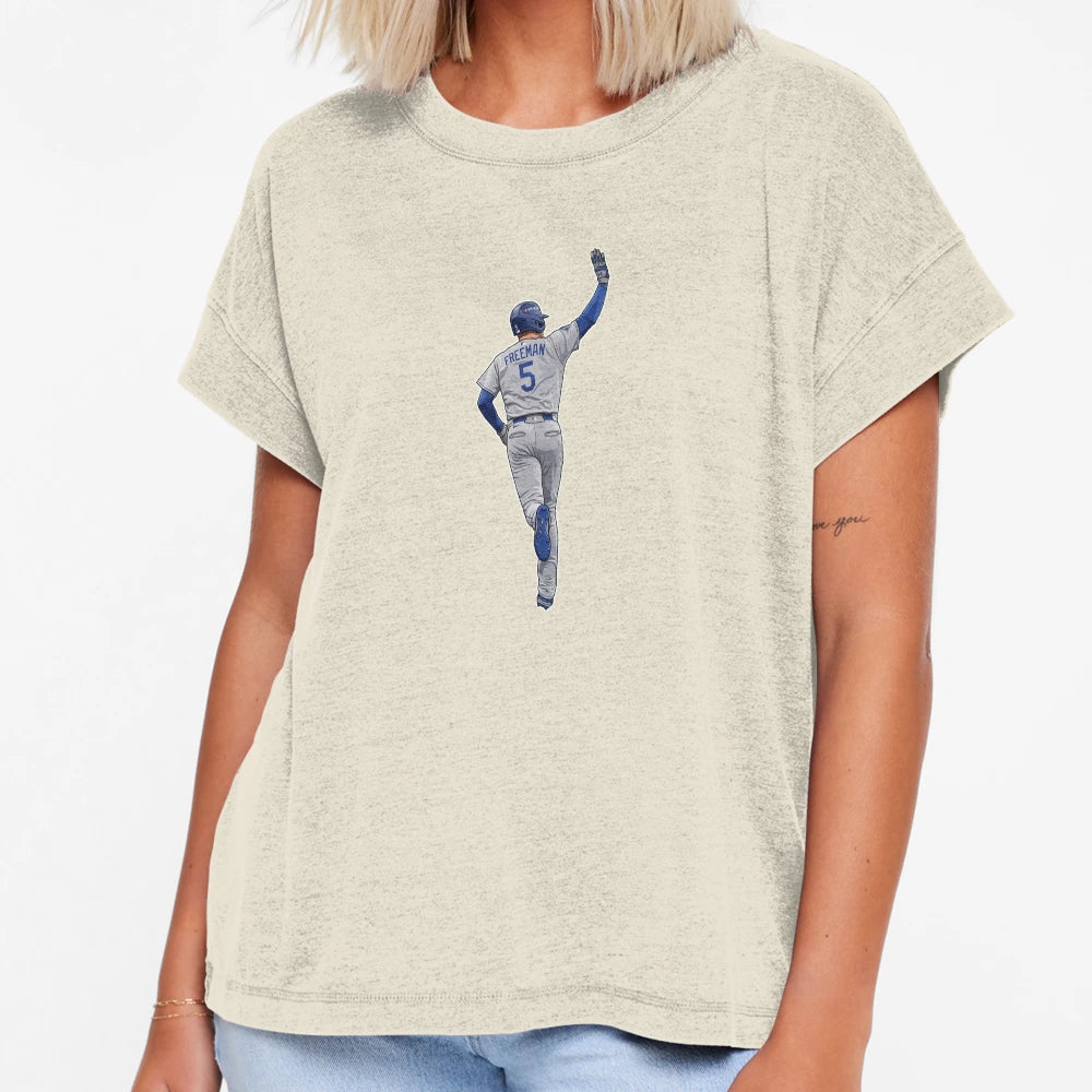 Freddie Freeman 5 To Crowds T-Shirt - Graphic Print Unisex - T-Shirt, Sweatshirt, Hoodie