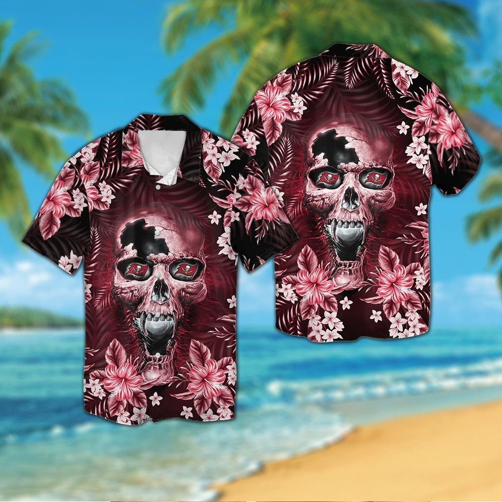 Tampa Bay Buccaneersskull Short Sleeve Button Up - Adult & Kids T-Shirts, Sweatshirts & Hoodies apparel design preview 1